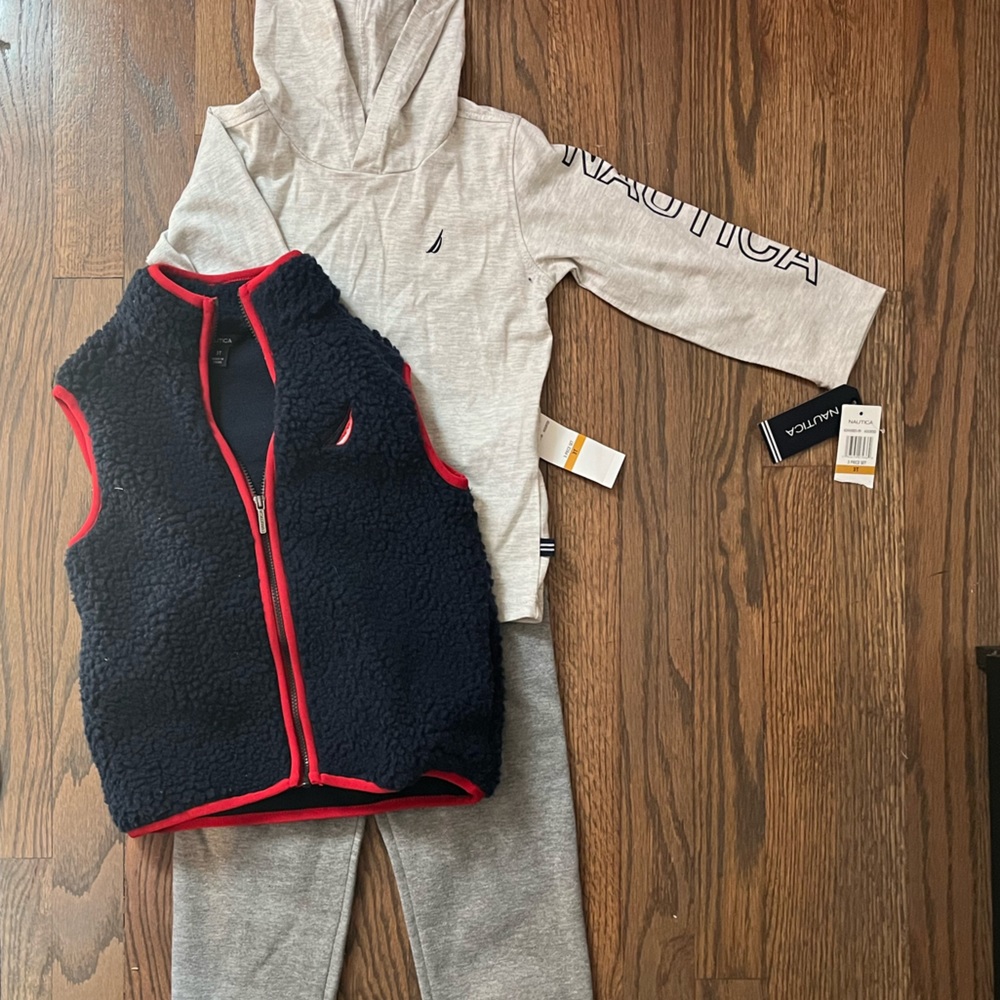 Nautica 3 piece set, NWT, 3T